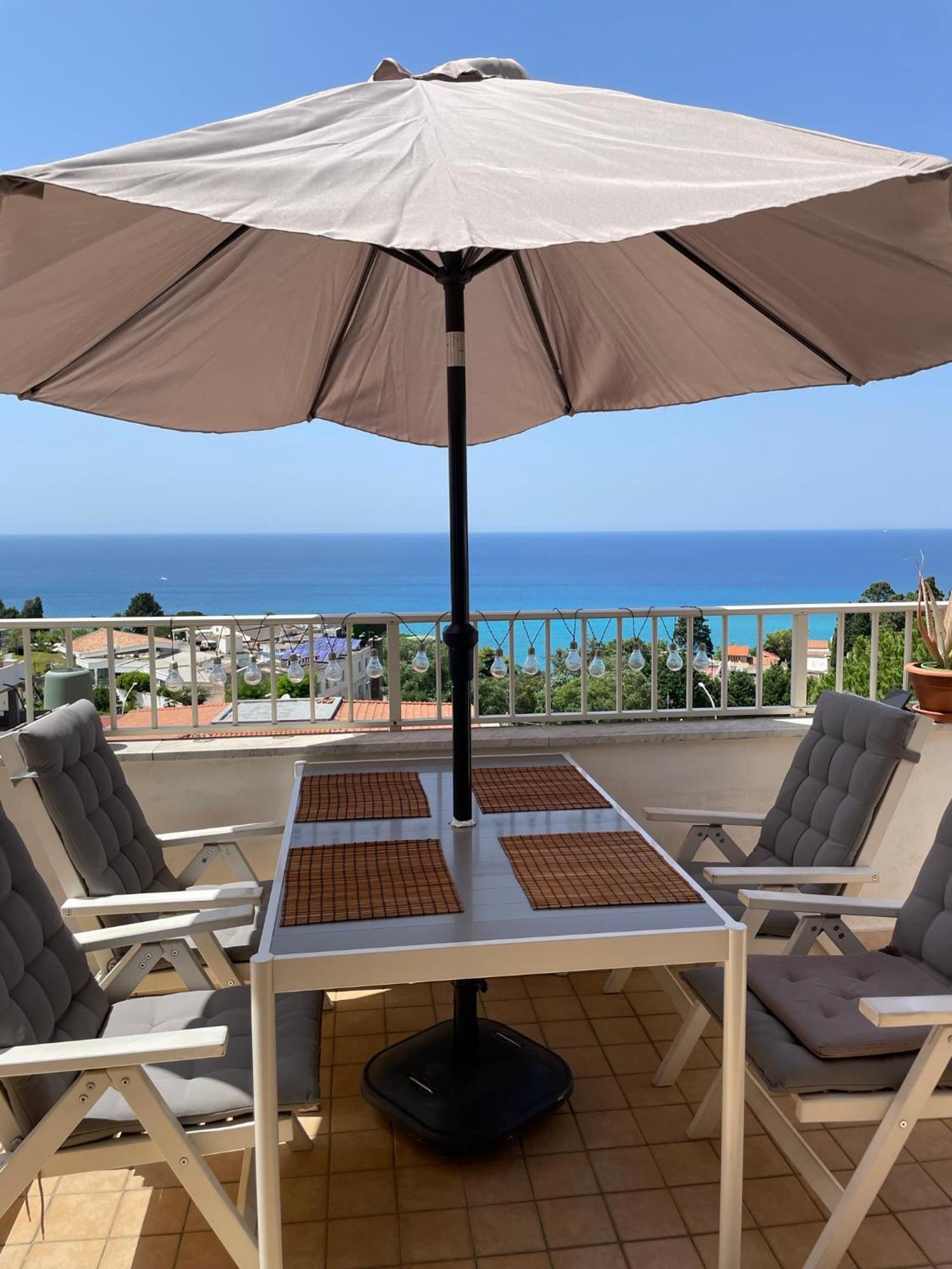 Apartment With Sea View Tropea Bagian luar foto